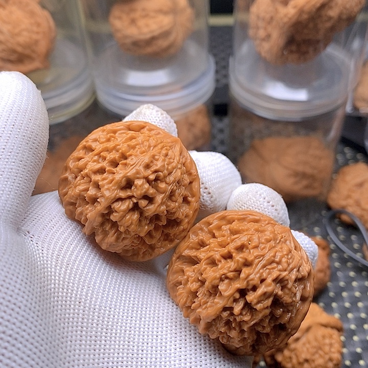 文玩核桃吊坠满天星