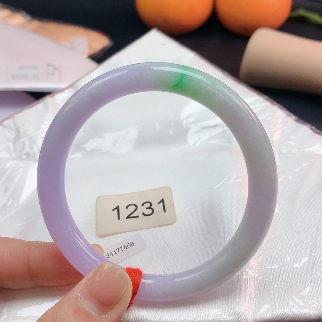 翡翠手镯未镶嵌57圈圆1231