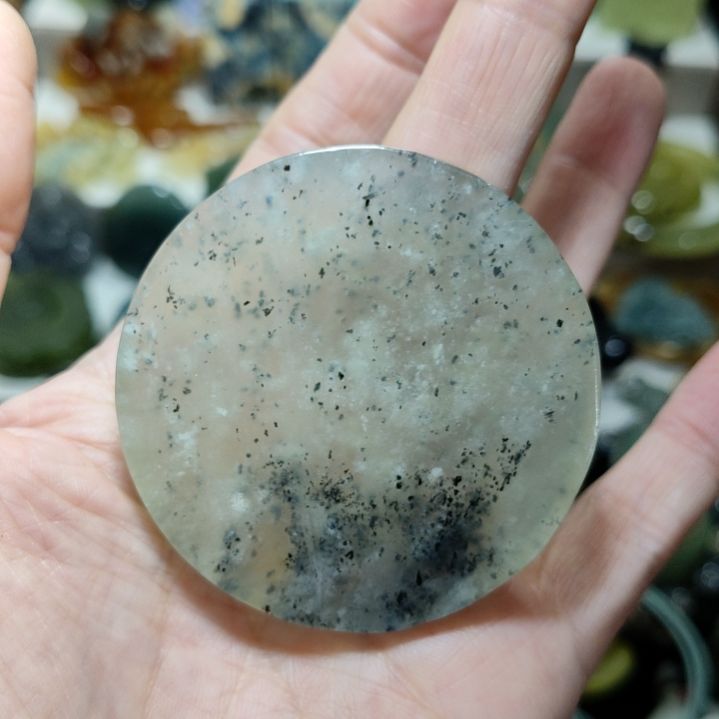 岫玉未镶嵌挂坠款式