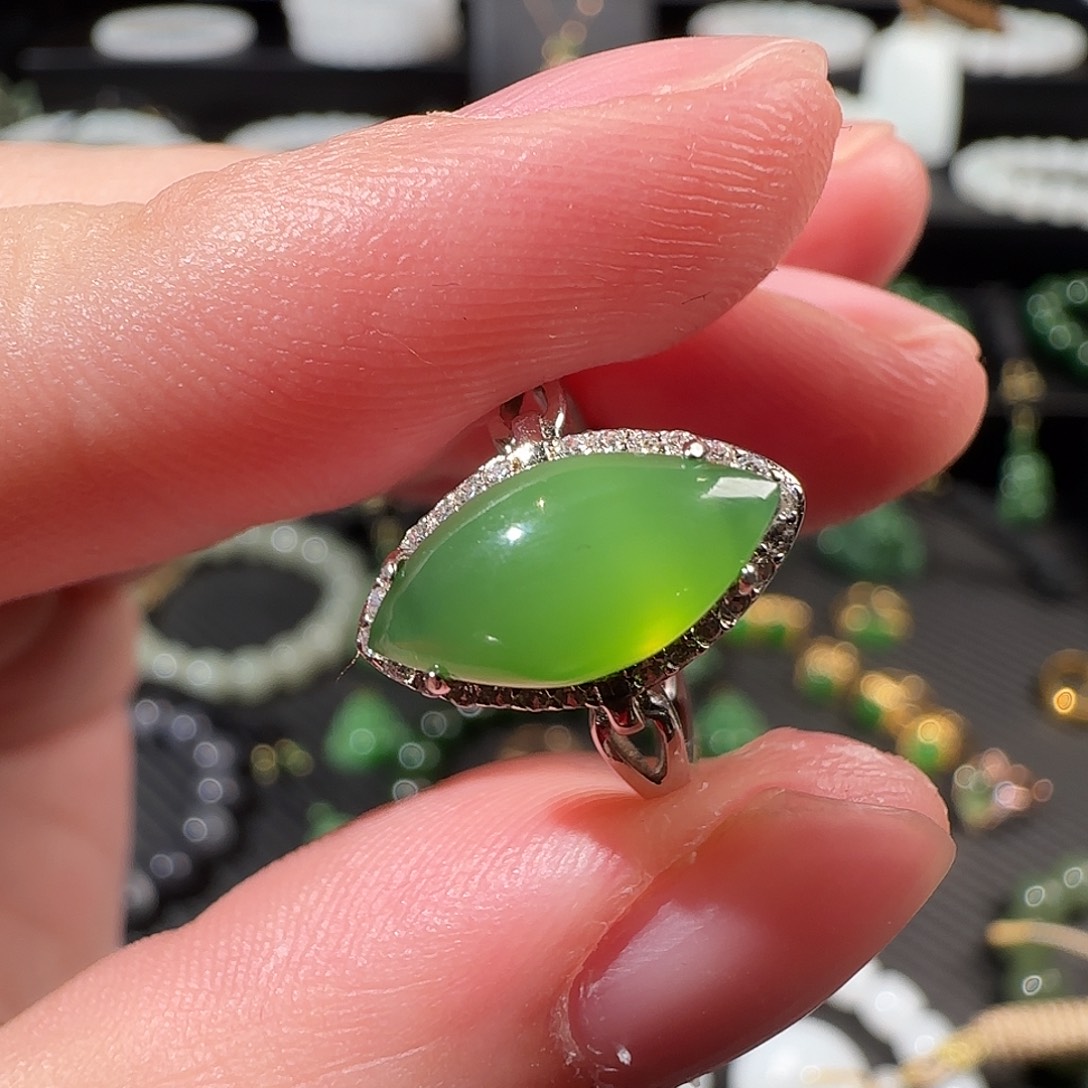 和田玉（碧玉）未镶嵌戒指