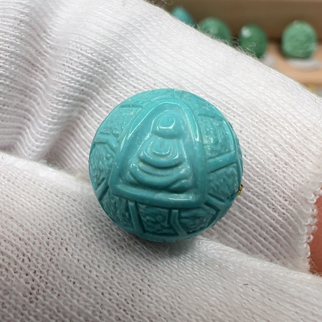 绿松石配饰未镶嵌