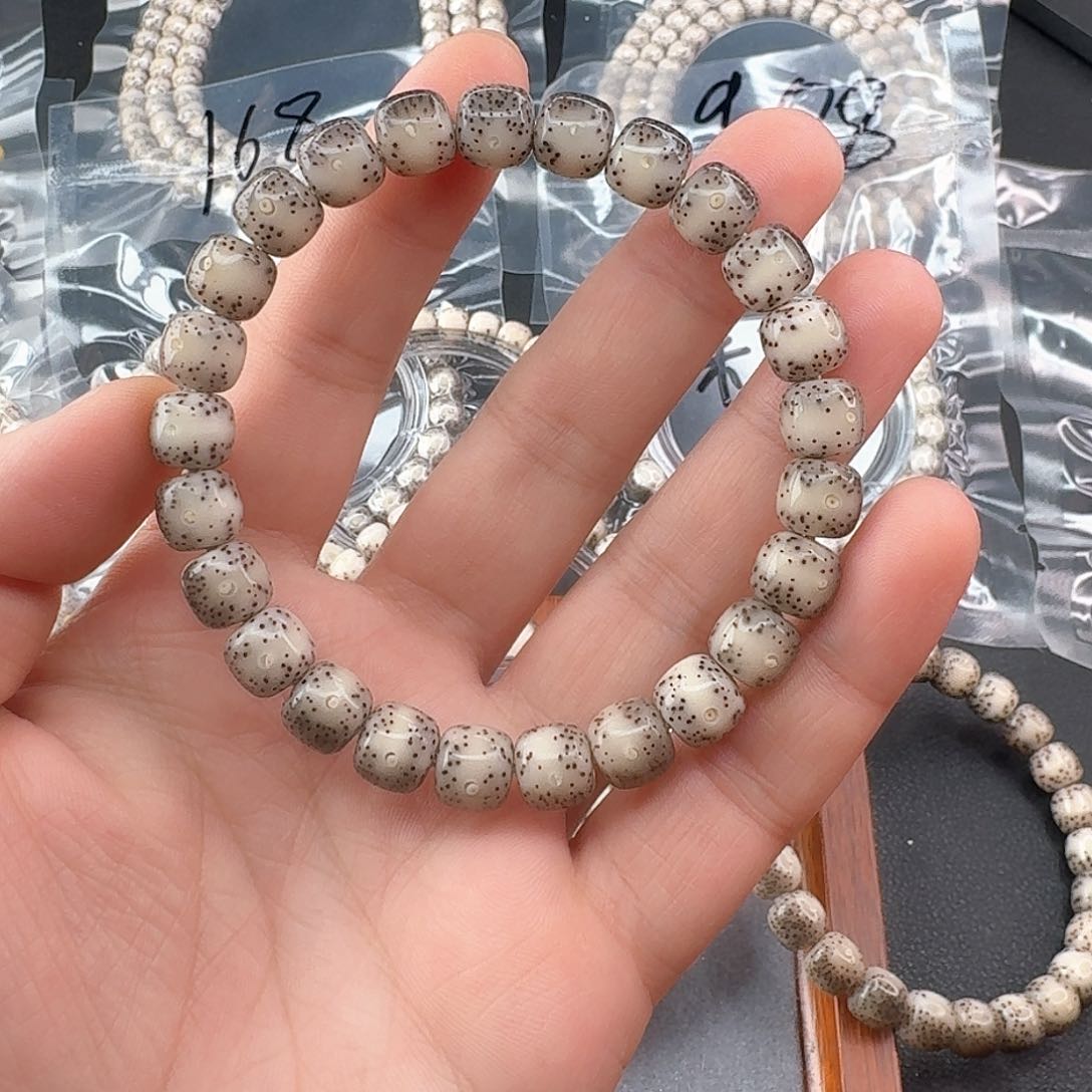 星月菩提手串冰糖单圈8*9