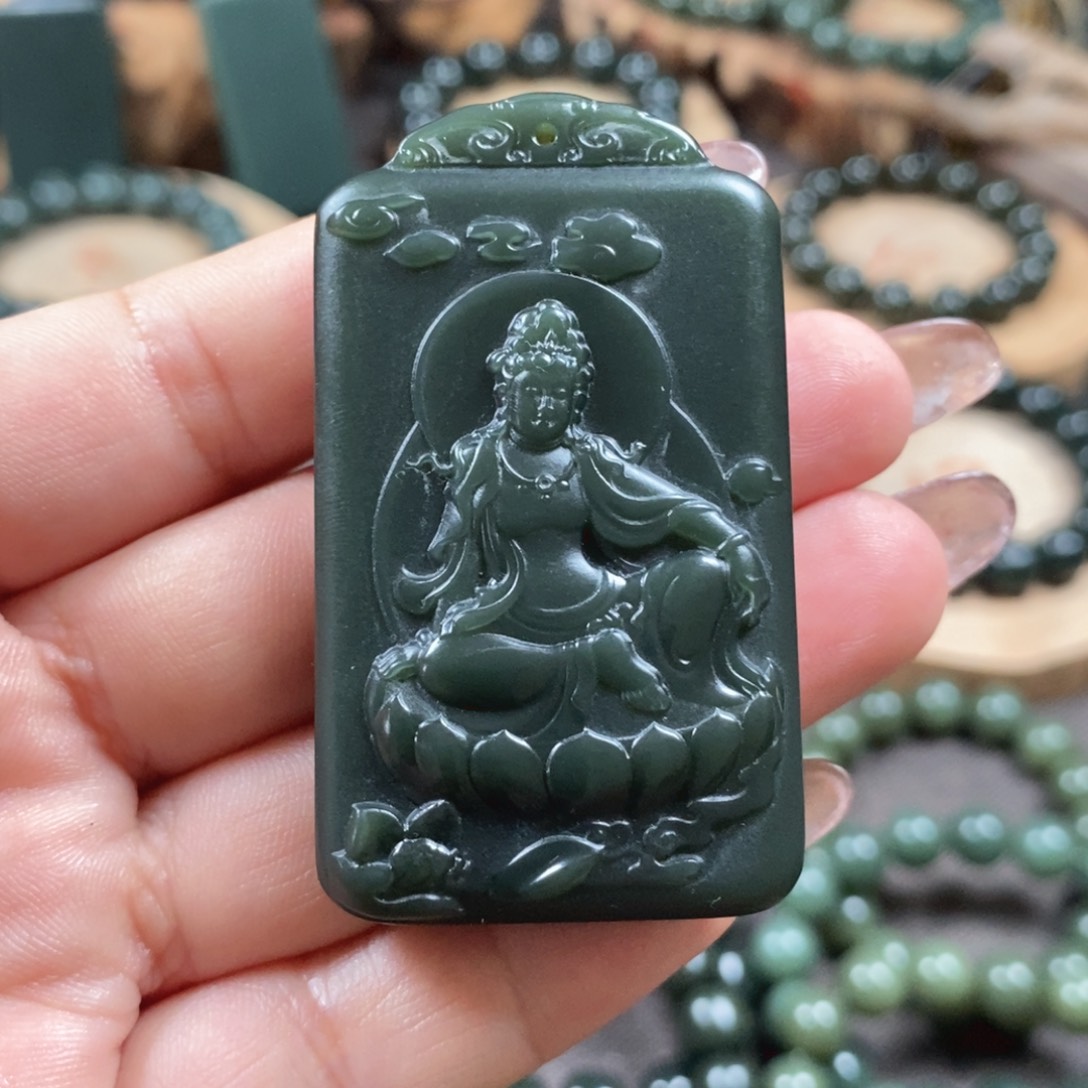 和田玉（青玉）颈饰未镶嵌