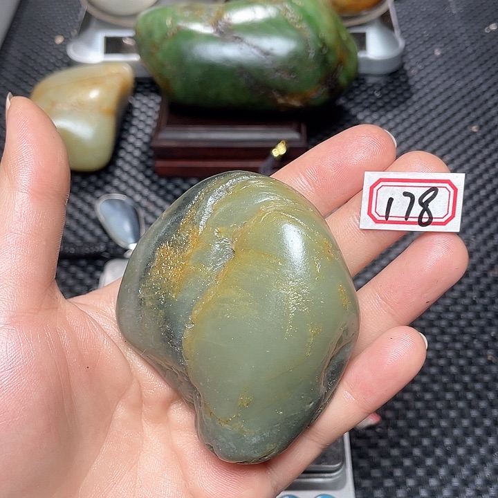 未镶嵌和田玉挂件178