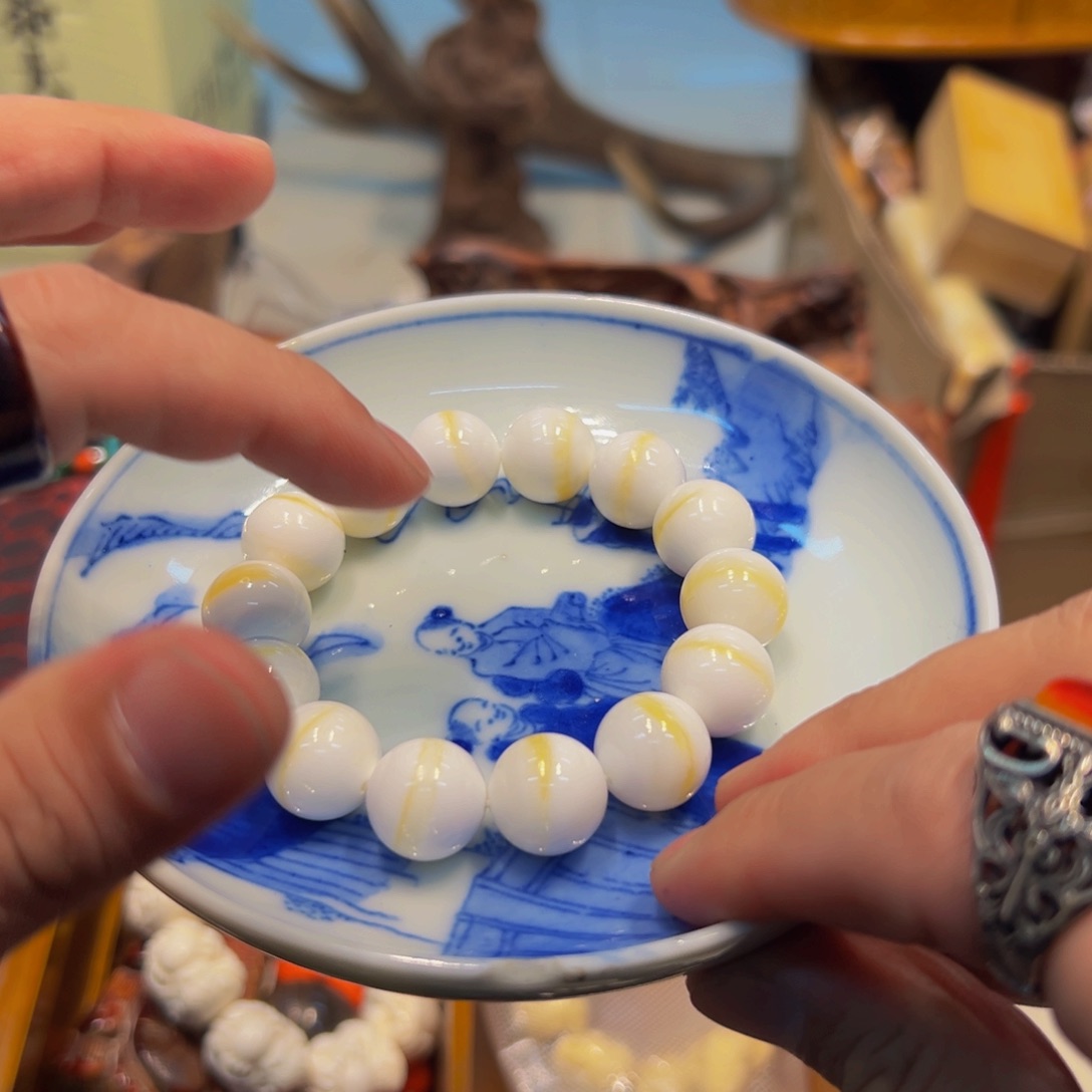 瓷器花瓶瓷器花瓶比如说