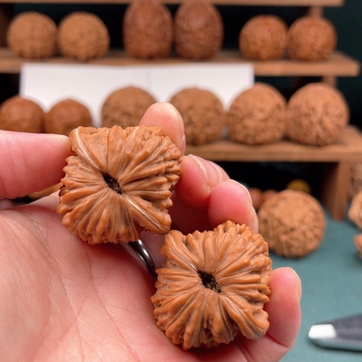 文玩核桃把件38/39平谷四座楼