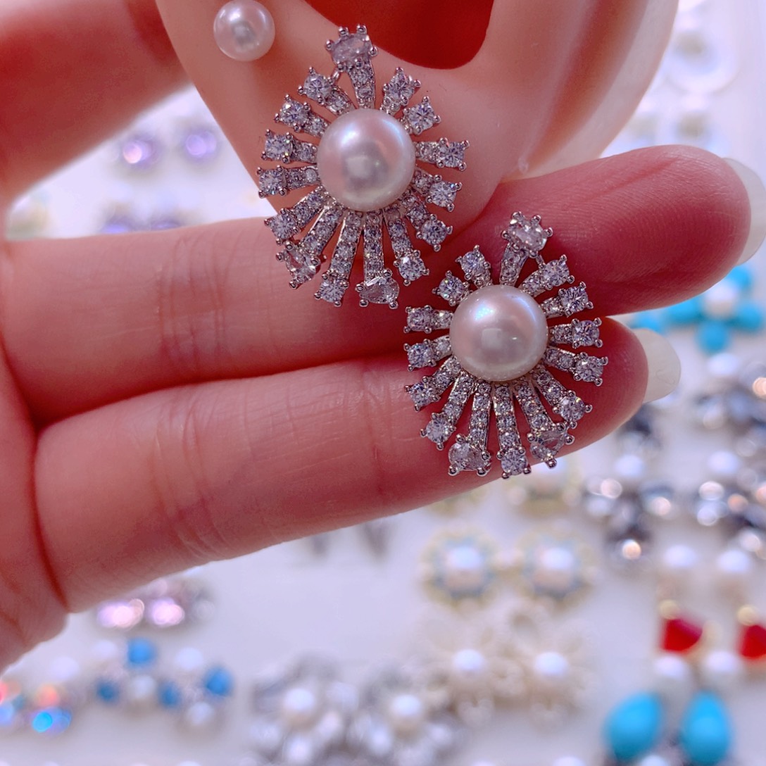 合金耳饰淡水珍珠