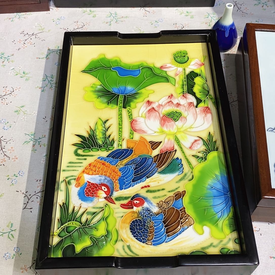 瓷片瓷板画作品多次被