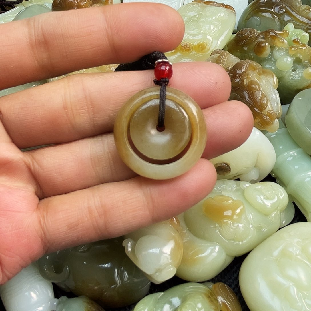 和田玉吊坠(不含链)未镶嵌