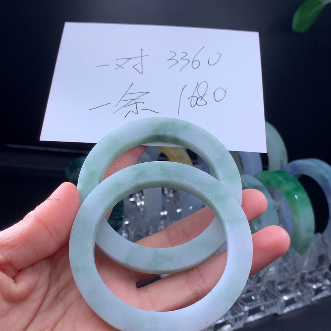 定制翡翠手镯未镶嵌