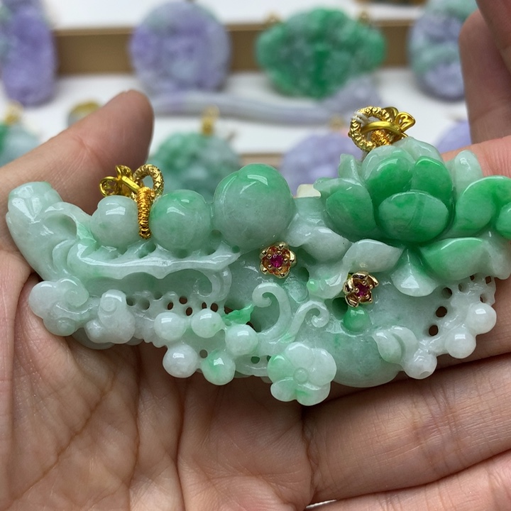 颈饰未镶嵌翡翠翡翠