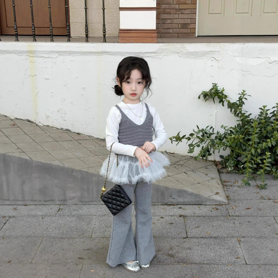 小思家女童2025秋季洋气韩系百搭镂空针织马甲华夫格喇叭裤套装
