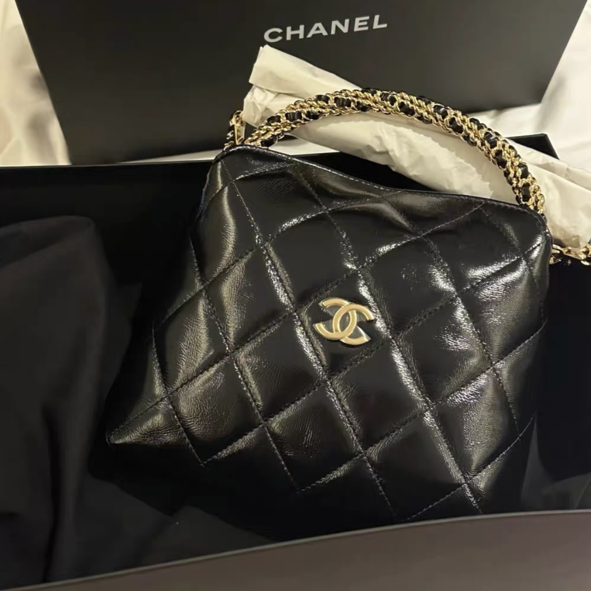 未使用 Chanel/香奈儿 24b 黑金麻花手柄hobo 芯片款 饭盒包