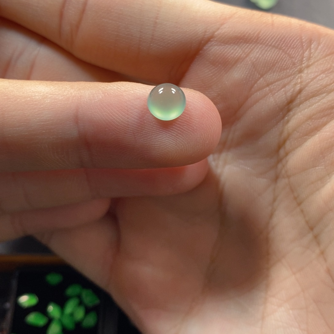 翡翠挂件未镶嵌翡翠珠宝翡翠珠宝