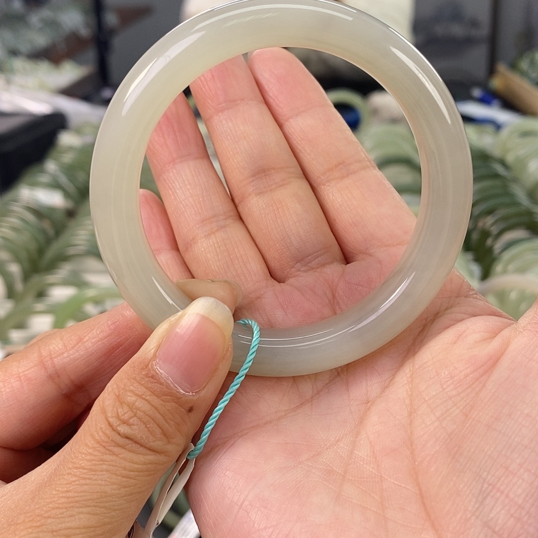 和田玉和田玉手镯55.56未镶嵌