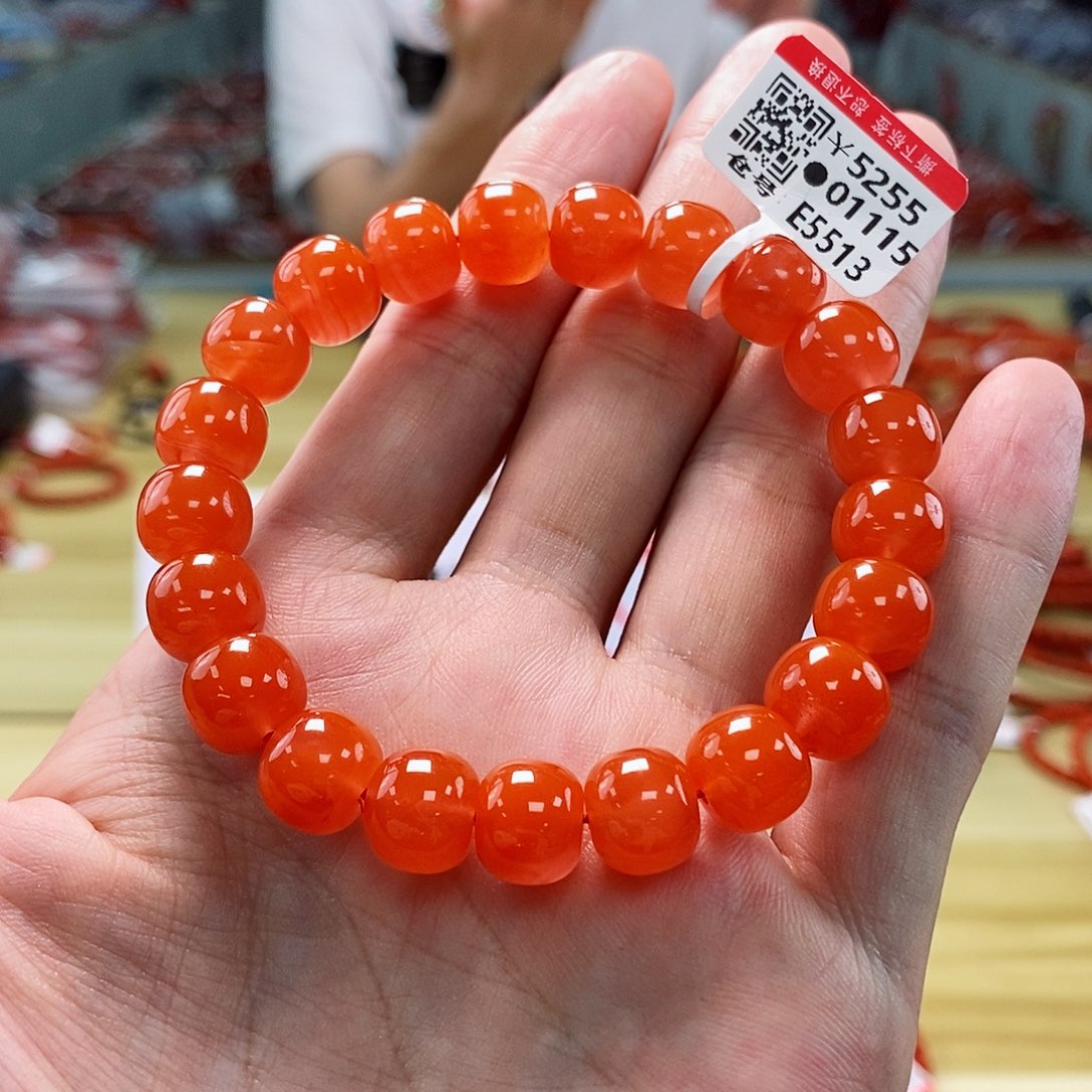 南红玛瑙10+mm  多样性发一未镶嵌