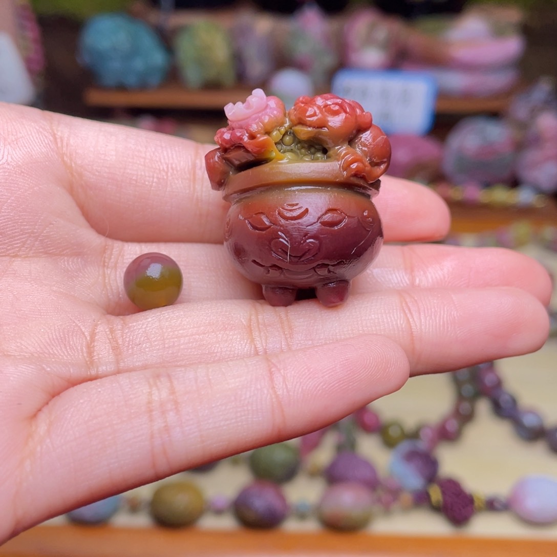 玛瑙/玉髓珠宝半成品未镶嵌快**行盐源玛瑙貔貅聚宝盆