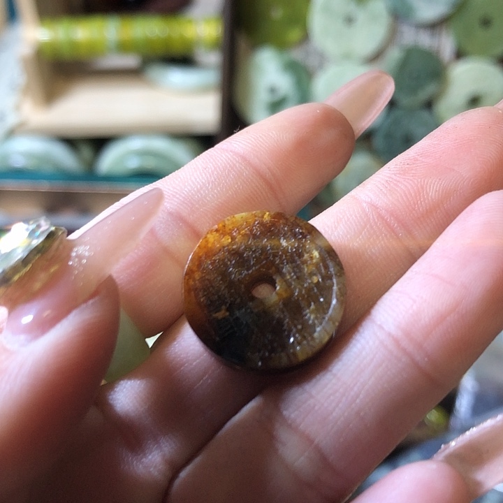 岫玉岫玉挂件未镶嵌