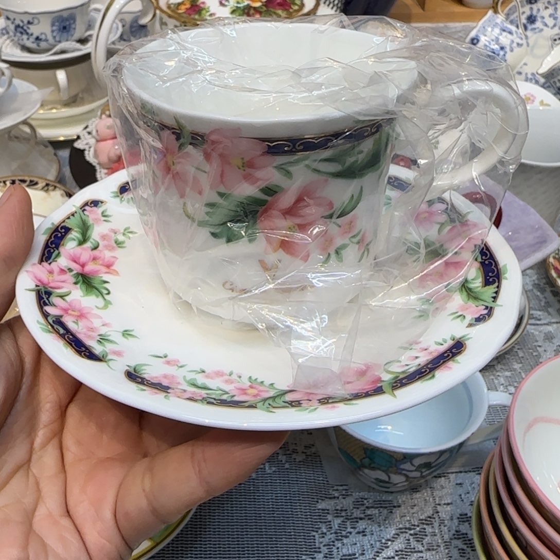 咖啡杯里的咖啡是我的最爱