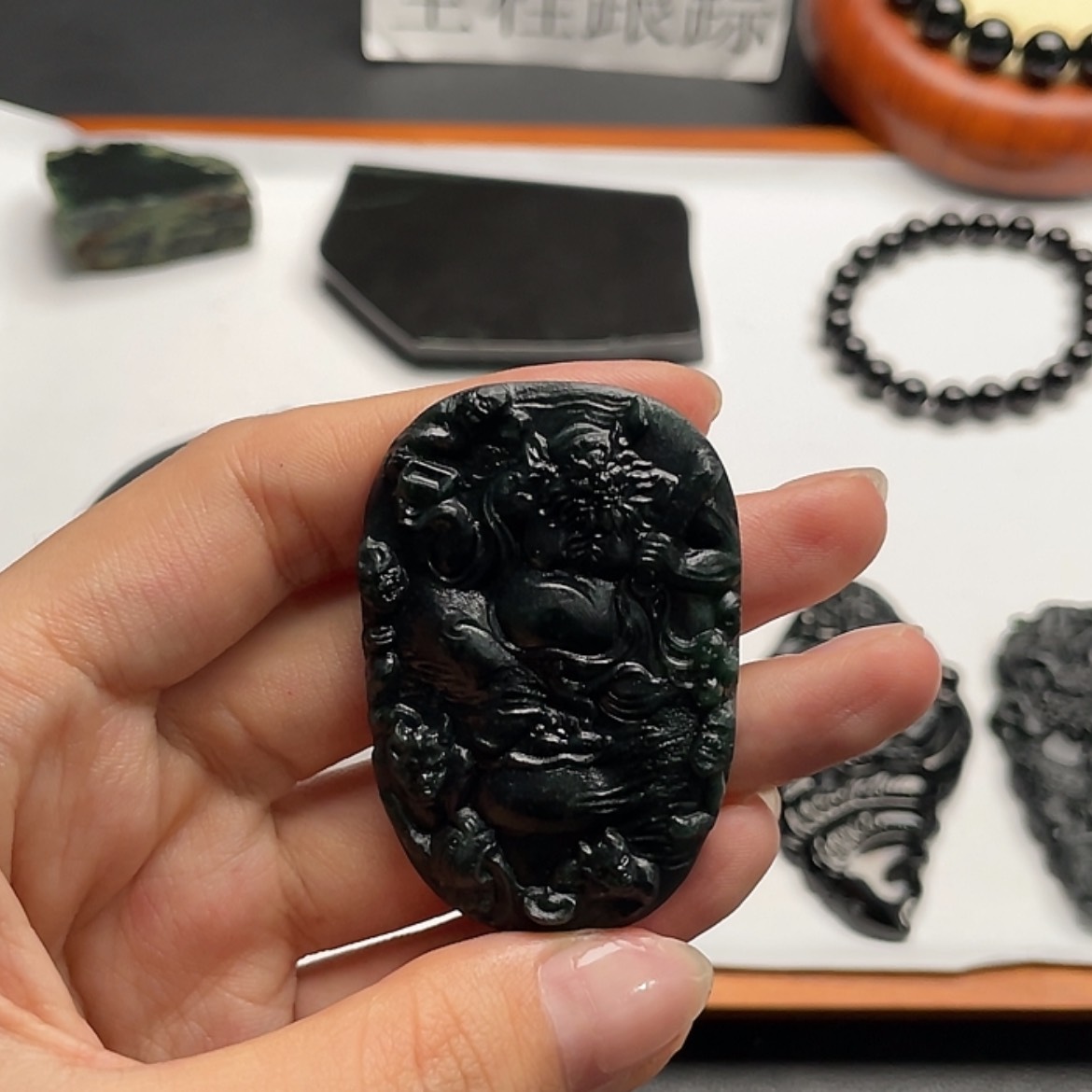 【闪购商品】定制翡翠未镶嵌墨翠