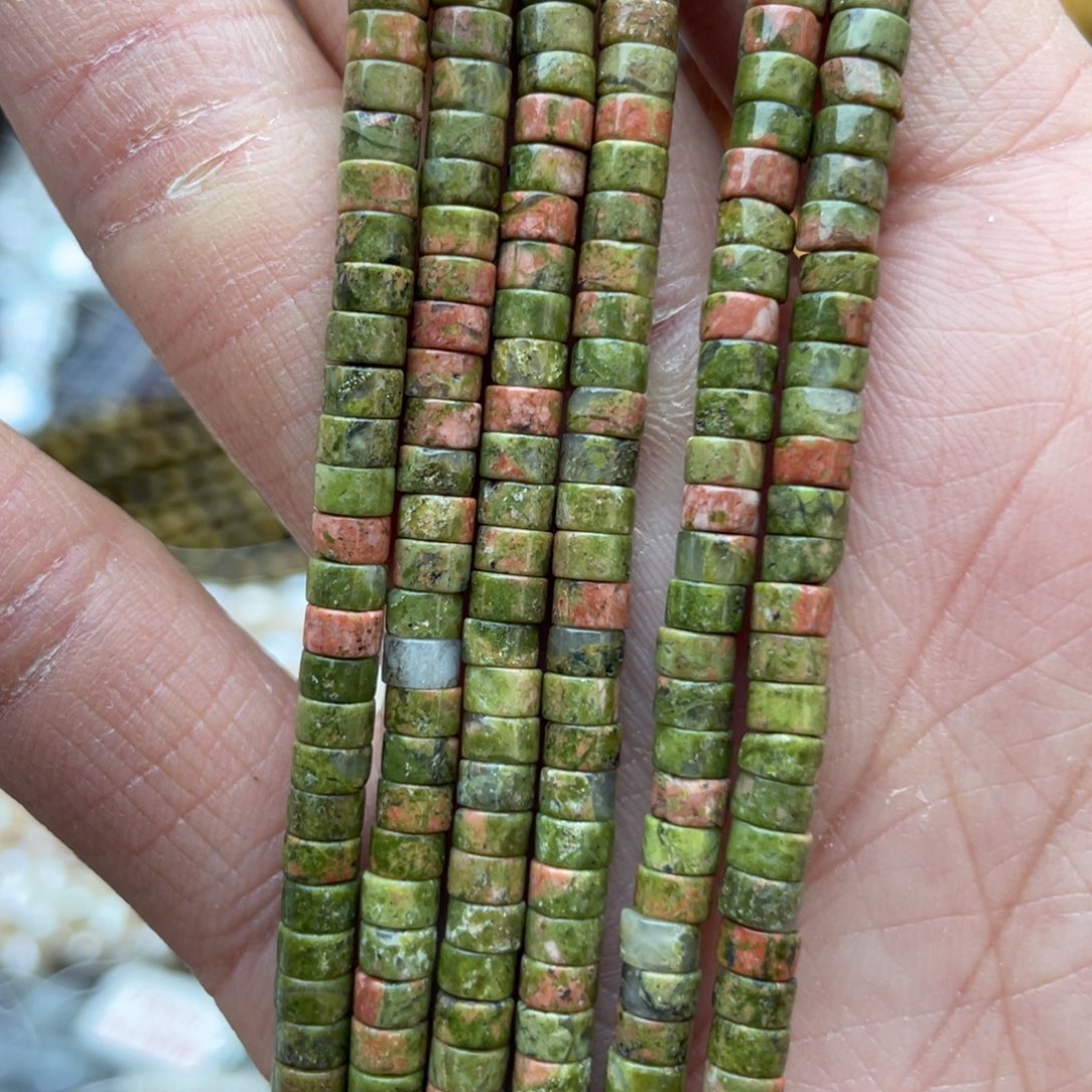 玛瑙/玉髓未镶嵌珠宝半成品花绿宝隔片1条卡4