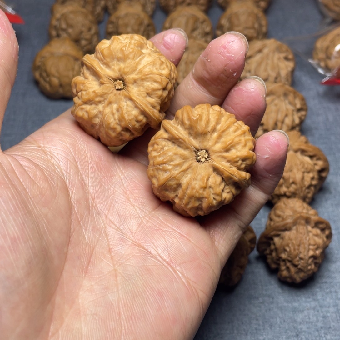 文玩核桃把件蛤蟆