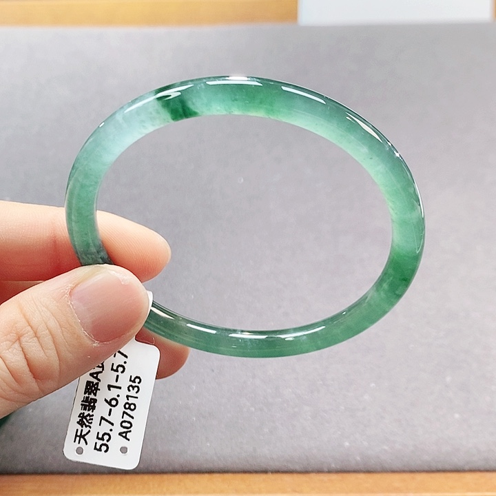 【闪购商品】翡翠手镯（圆镯）未镶嵌