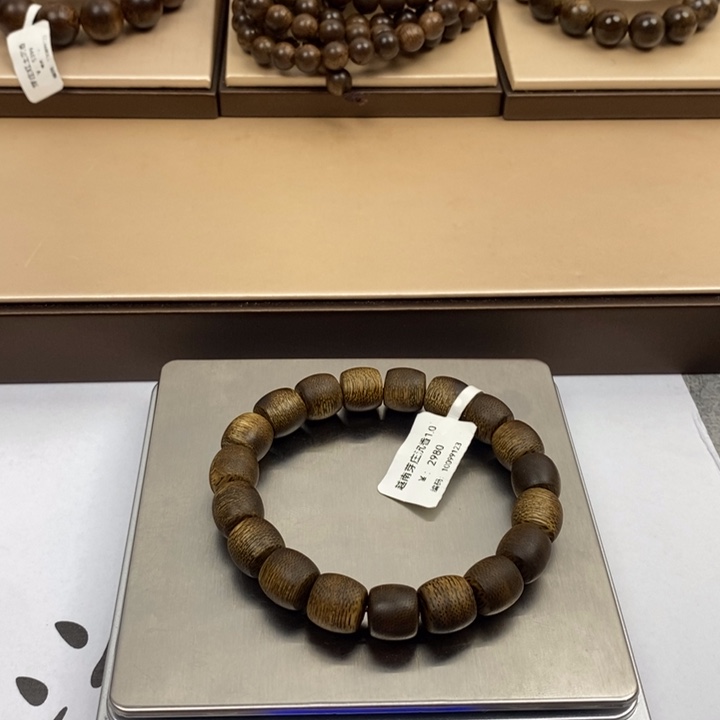 西***城手串沉香芽庄沉香