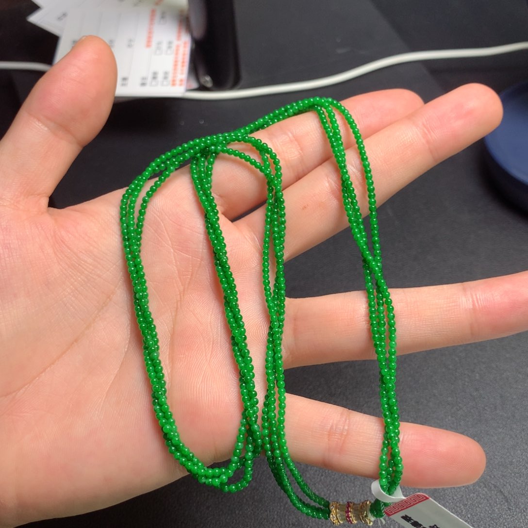 翡翠未镶嵌颈饰项链