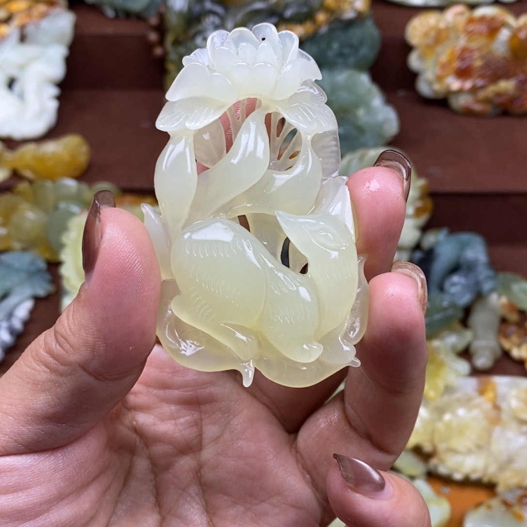 亭***蛇纹石玉未镶嵌吊坠(赠链)