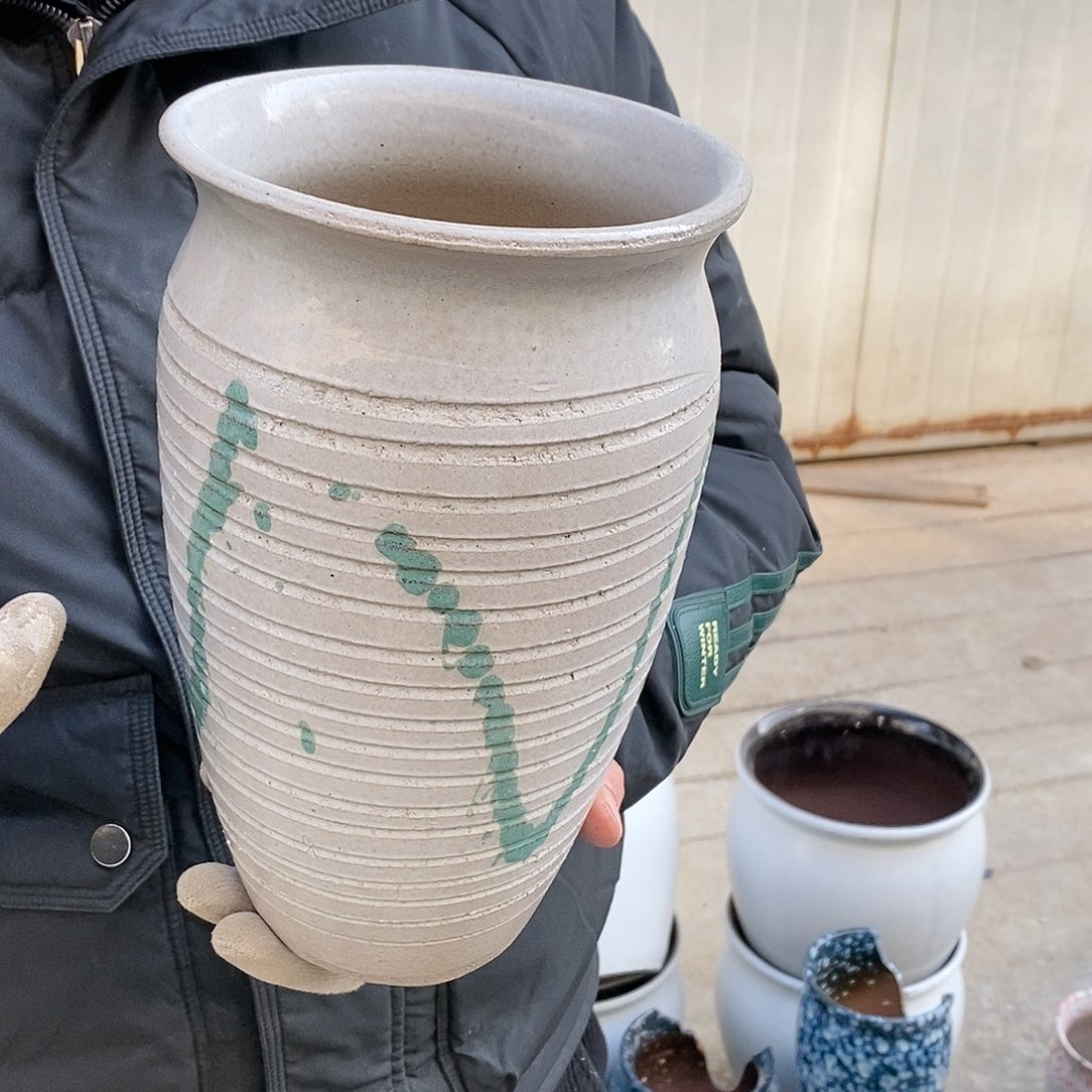 紫砂花盆瑕疵口15高25