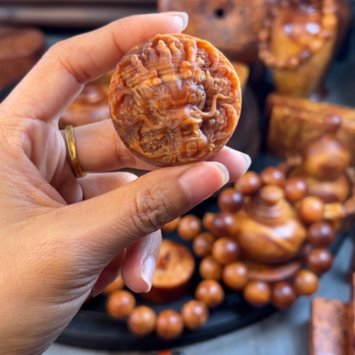 【闪购商品】松木（琥珀木）把件