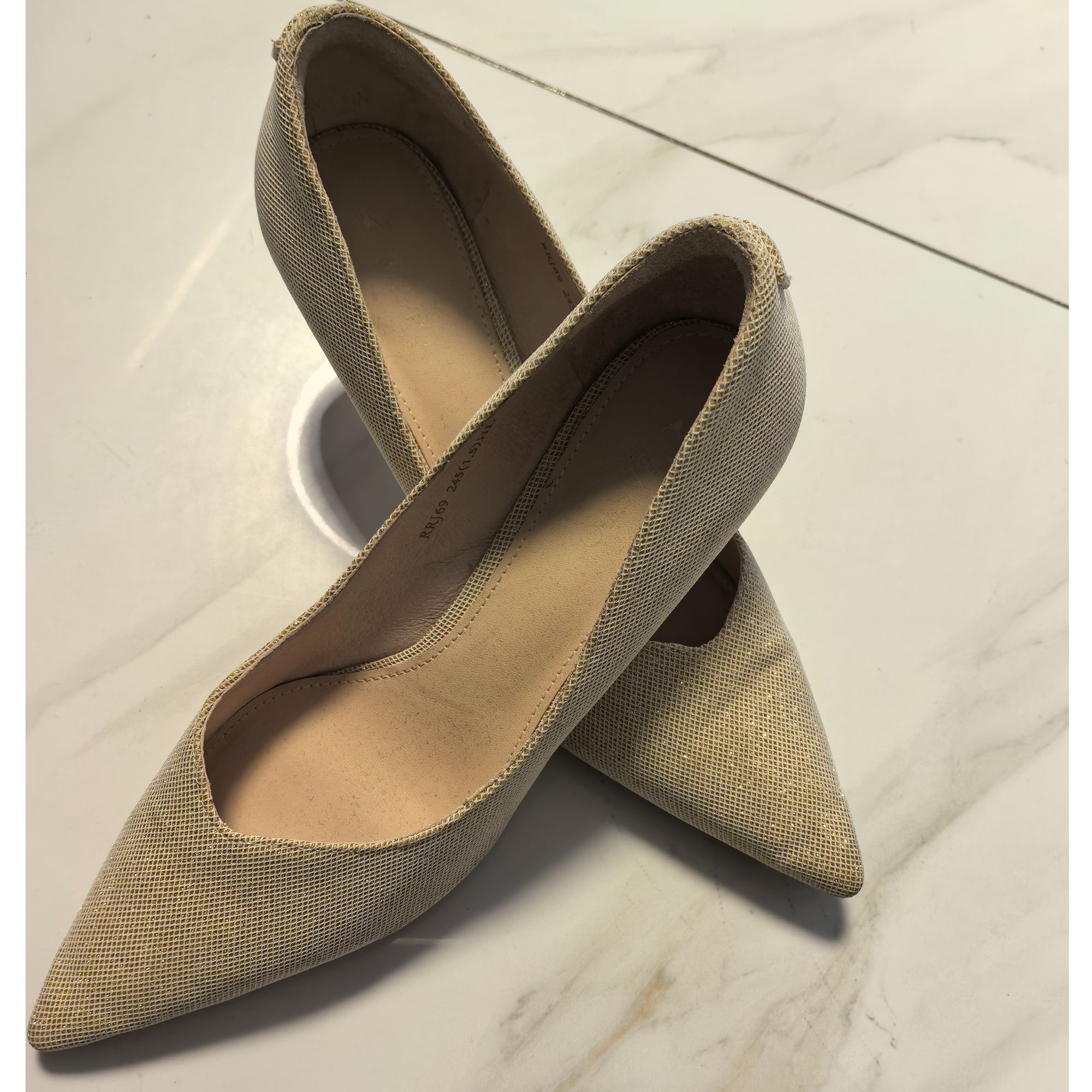 新款上新精品女鞋