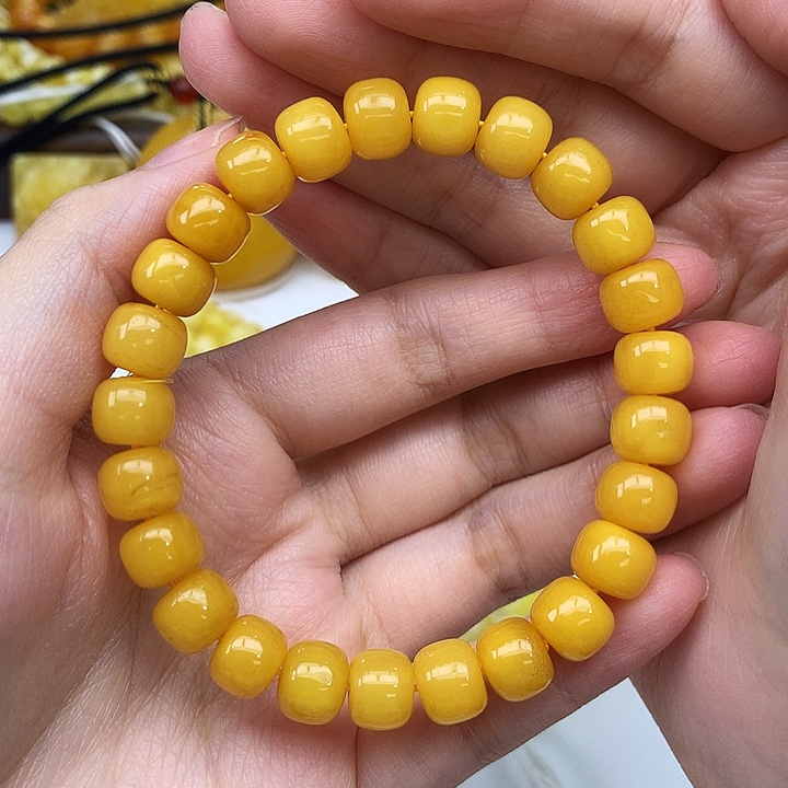 蜜蜡未镶嵌珠宝奇石