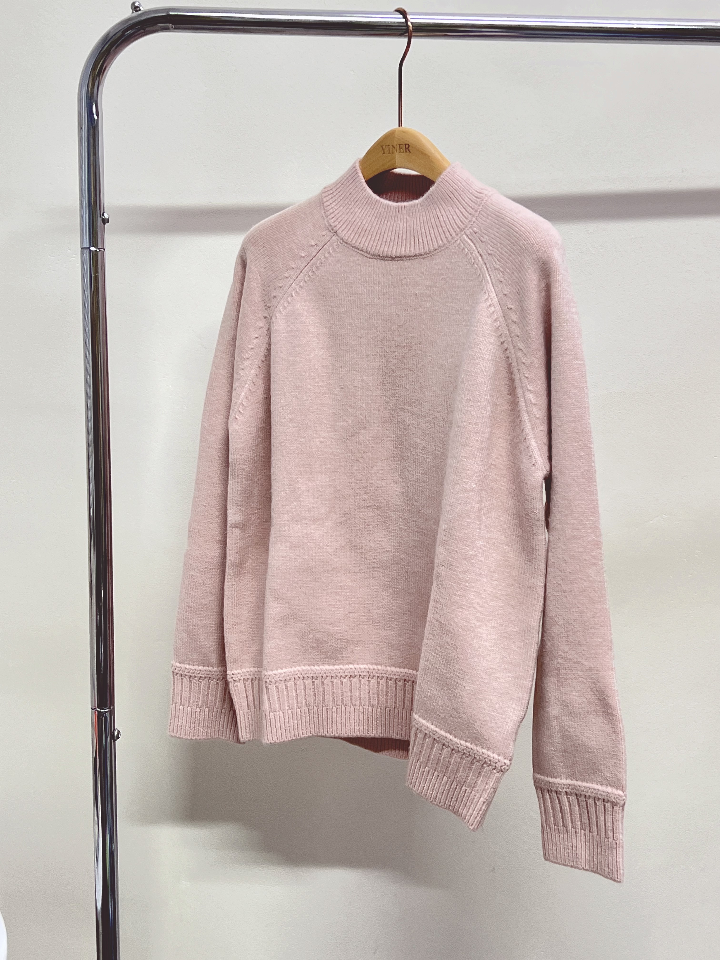 女士马恩家毛衣A0