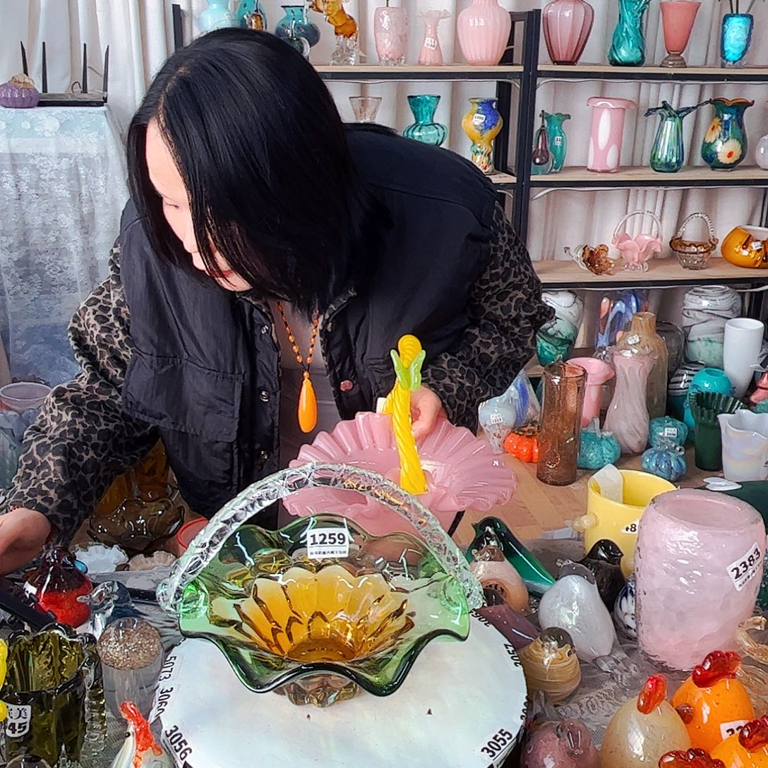 1259 家悦琉璃工艺品