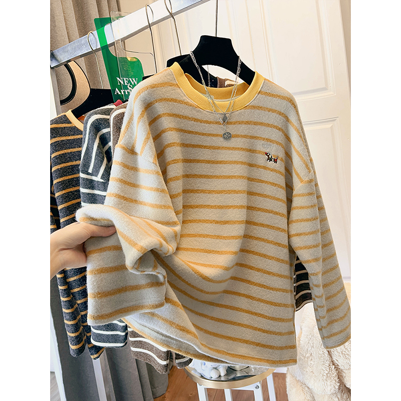 2025新款宽松oversize长袖t恤女秋冬季大码胖mm刺绣条纹内搭上衣