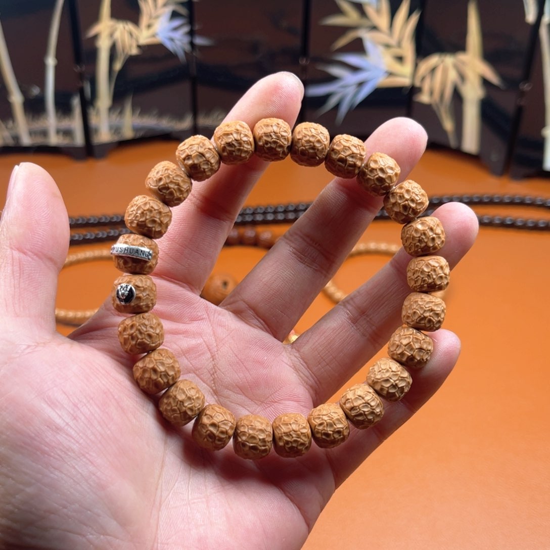 猴头核桃吊坠1837475859599595