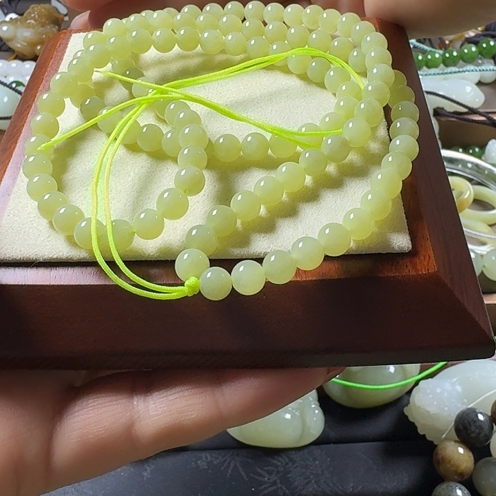 活***心和田玉（黄玉）未镶嵌手串