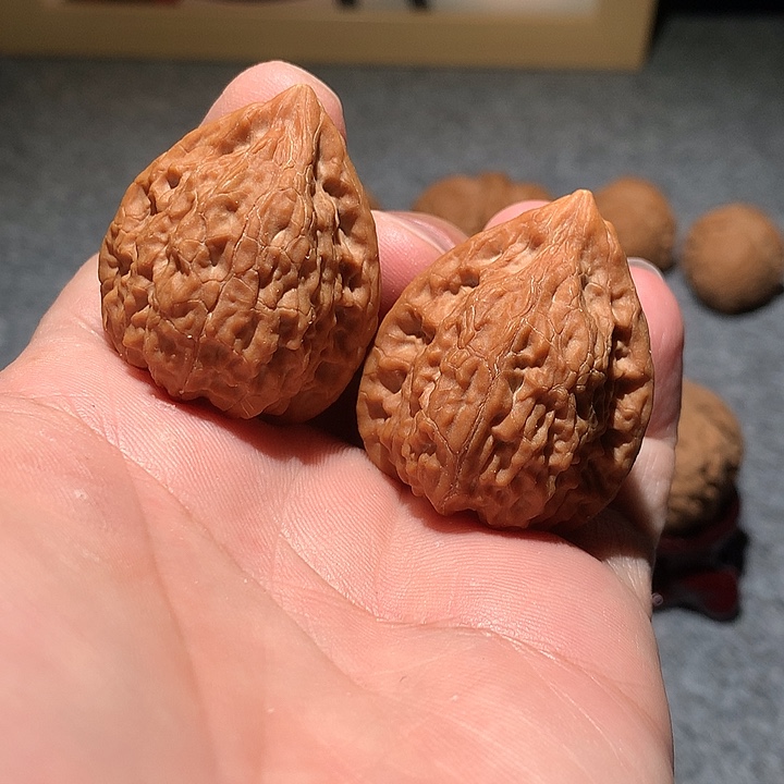 把件文玩核桃蛇王一抹红33