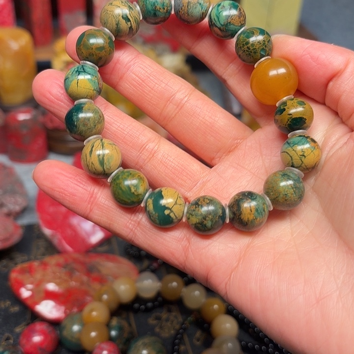 中***哥四川石圆圆珠手串