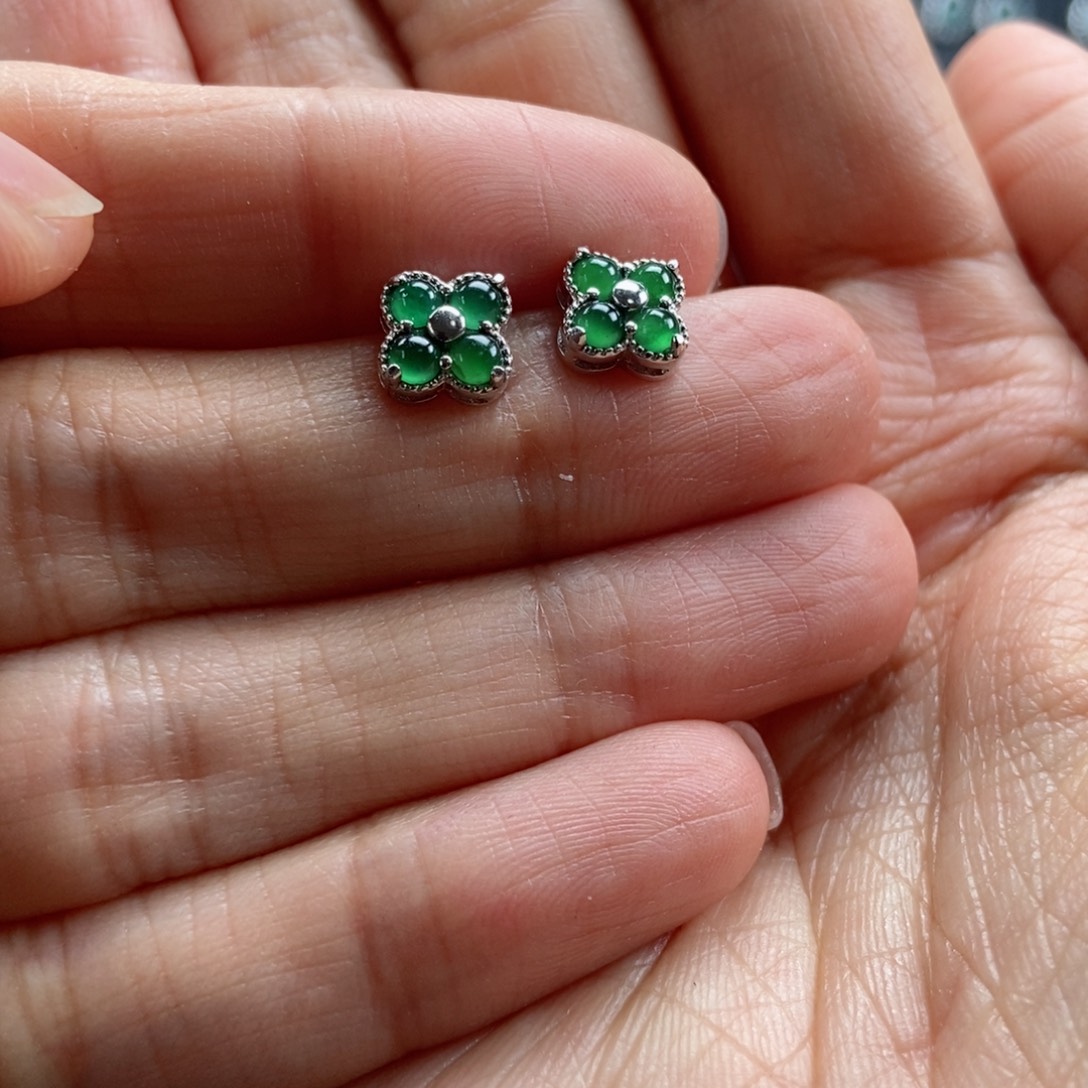 翡翠耳饰银S925镶嵌翡翠首饰