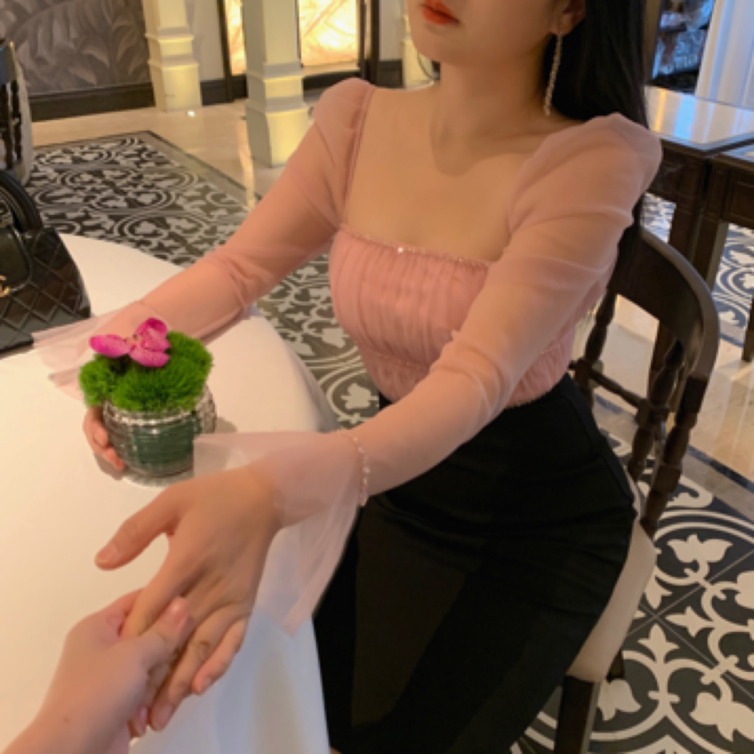 魅鹊 51050 法式复古小众方领重工钉珠修身连衣裙