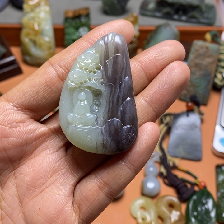 和田玉颈饰未镶嵌