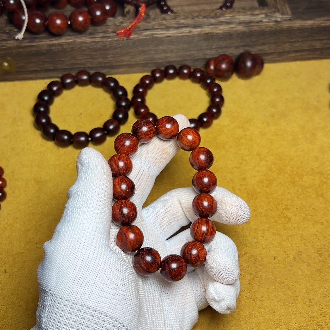 叶***三檀香紫檀（小叶紫檀）1.5 火焰纹麟