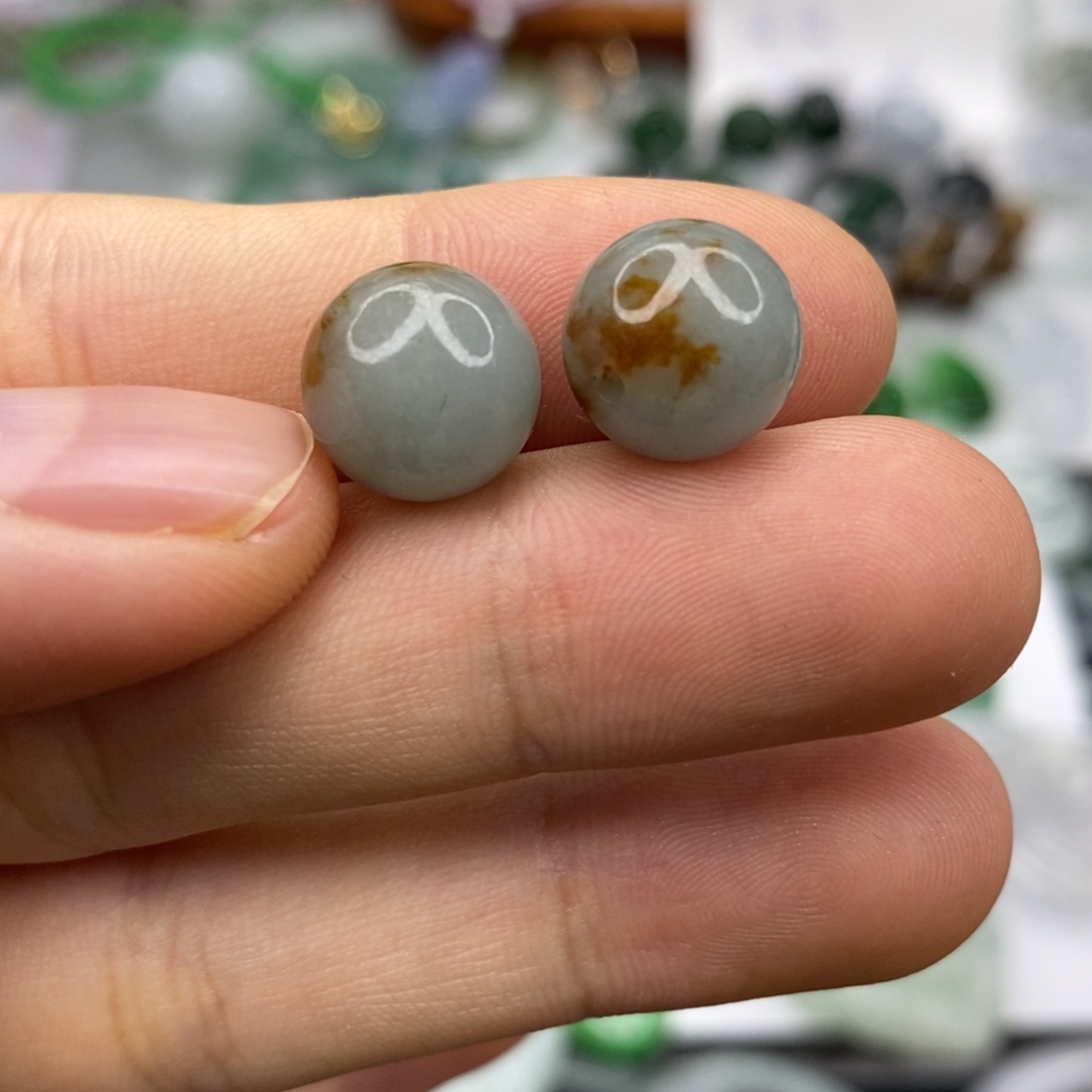 翡翠未镶嵌颈饰珠