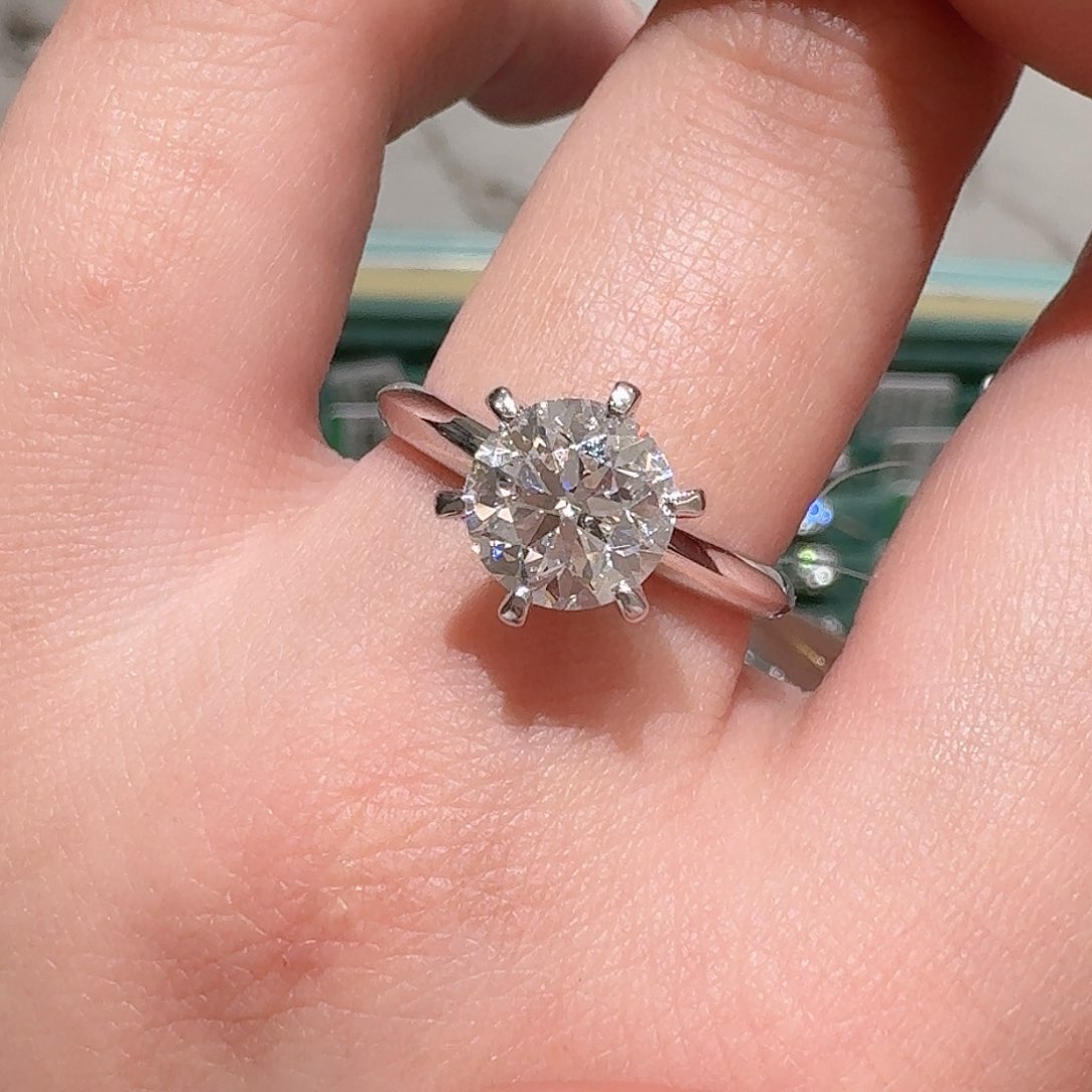 实验室培育钻石18K金镶嵌17