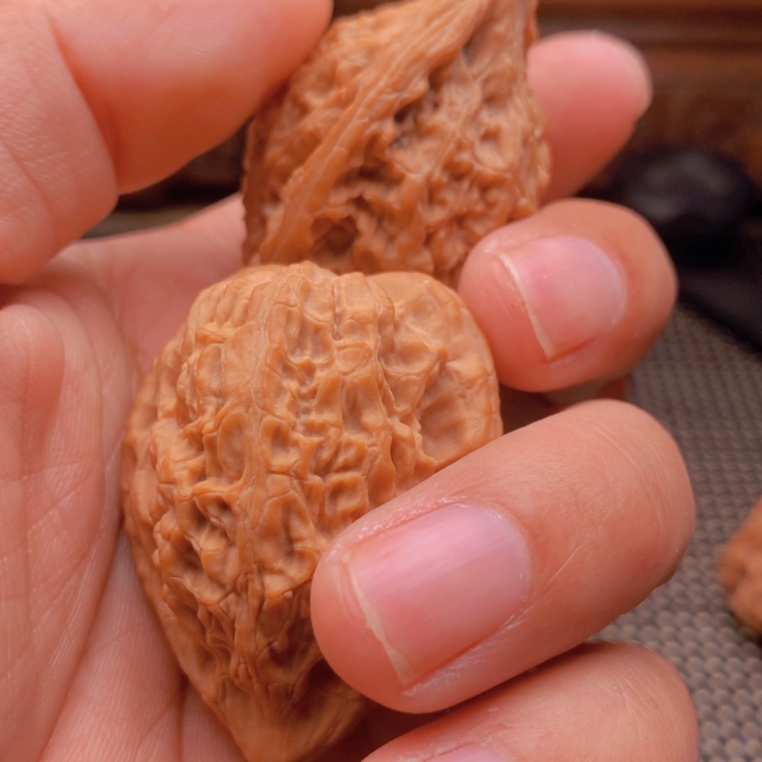 弥***亚吊坠文玩核桃文玩核桃长治鸡心