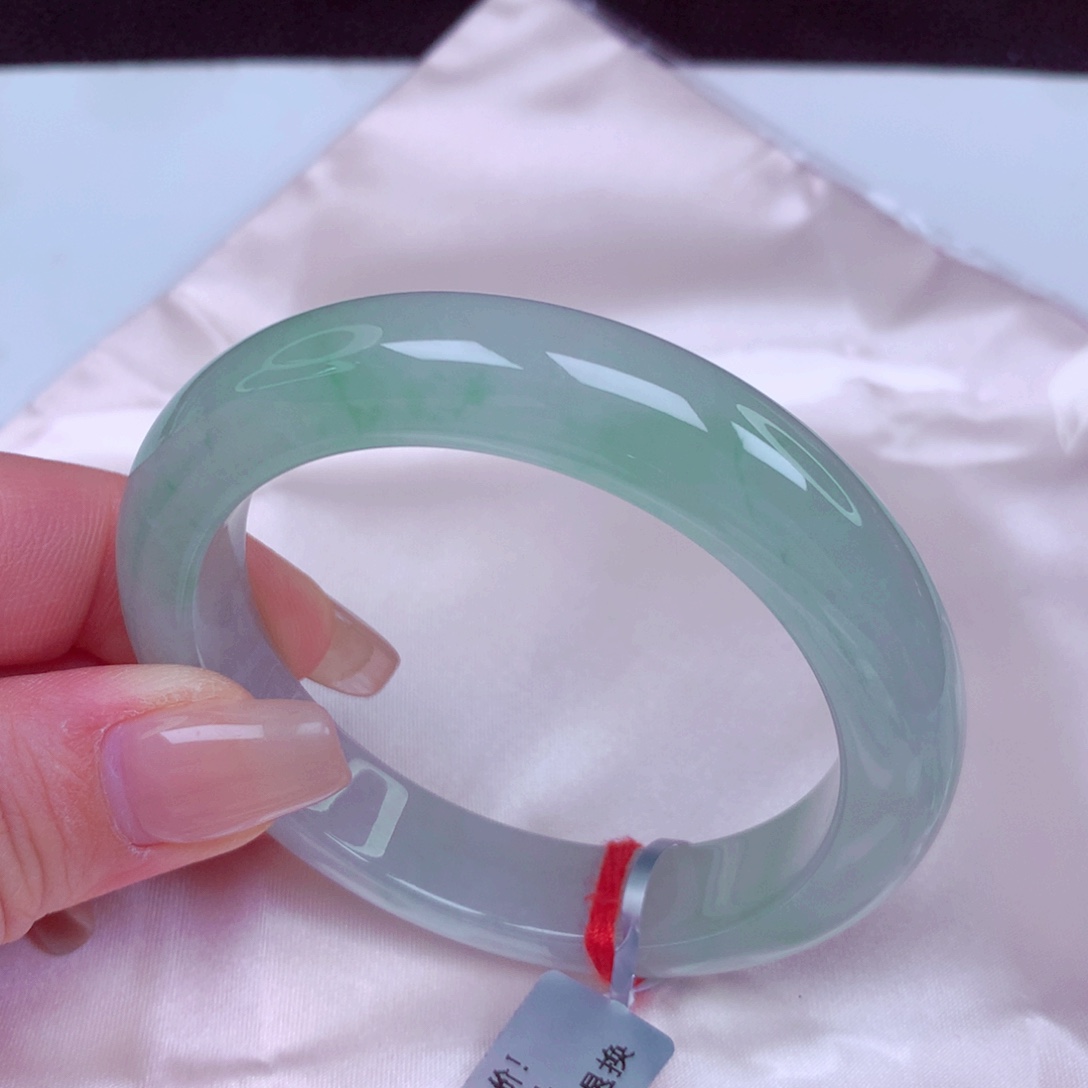 翡翠未镶嵌手镯手镯