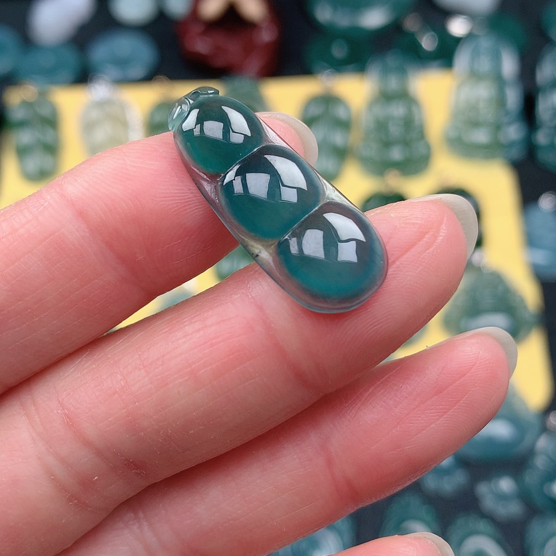 翡翠吊坠(不含链)未镶嵌吊坠